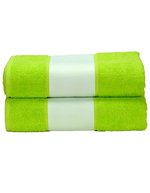 ARTG SUBLI-Me® Badetuch mit personalisierbarer Bordüre, Light Blue 70 x 140 cm, AR081 – Verde lime