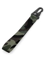 BagBase Brandbarer Schlüsselclip aus Polyester – Jungle Camo