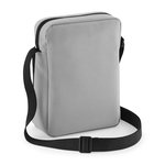 BagBase Crossbody-Tasche aus 600D-Polyester, Black 16 x 23 x 7 cm, BG30 – Bild 4