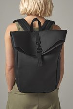 BagBase Matte PU Roll-Top Laptop-Rucksack, Black 28 x 43 x 13 cm, BG335 – Bild 1