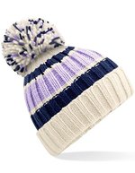 Beechfield Hygge Gestreifte Bommelmütze mit Futter, Black Cherry One Size, CB392 – Blueberry Cheesecake