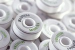 Madeira ROYAL Set filo inferiore 144 pezzi, White 120 m, MD900 – Bild 1