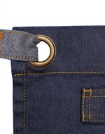 Denim Schürze im Waxed-Look mit Tasche – Bild 4