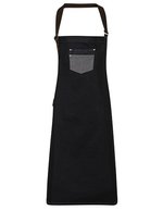 Wachsende Denim-Schürze mit Kunstlederbändern – Black Denim (ca. Pantone 433C)