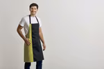 Colours Collection Contrast Bib Apron – Black/Red (ca. Pantone 200C)