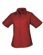 Premier Workwear Popeline Bluse kurzarm tailliert WRAP-zertifiziert, Aubergine 44 (XL/16), PW302 – Burgundy