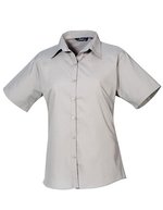 Premier Workwear Popeline Bluse kurzarm tailliert WRAP-zertifiziert, Aubergine 44 (XL/16), PW302 – Silver (ca. Pantone Cool Gray 7C)