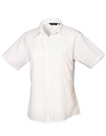 Premier Workwear Popeline Bluse kurzarm tailliert WRAP-zertifiziert, Aubergine 44 (XL/16), PW302 – White
