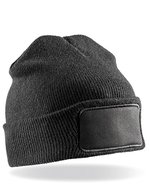 Result Winter Essentials Doppelt gestrickte Mütze mit Patch – Black