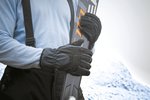 Result Winter Essentials Wasserdichte Sporthandschuhe mit Handgelenkschutz, Black/Black S, RT134X – Bild 1