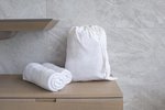 Towel City Gewebter Wäschebeutel im Fischgrätmuster, White 44 x 53 cm, TC063 – Bild 1
