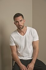 Tee Jays V-Neck T-Shirt aus Baumwolle-Elasthan, Black S, TJ401 – Bild 1