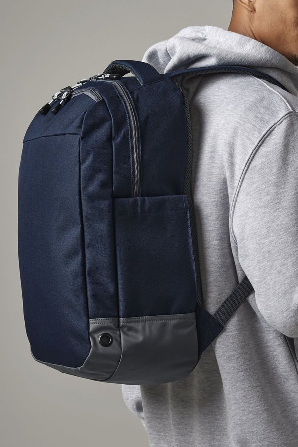 BagBase Athleisure Rucksack mit Organizer und Belüftung
