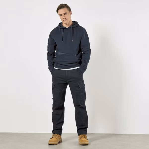 Sweat a capuche regular fit pique avec poche zippee