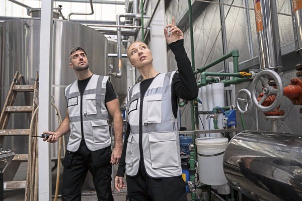 CO² Neutral Multifunctional Executive Safety Vest Hamburg