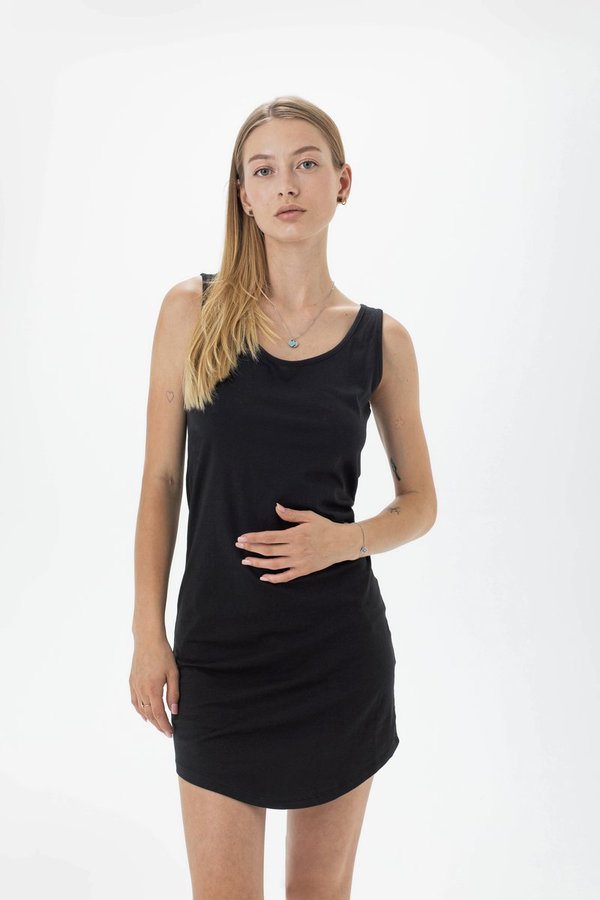 Ärmelloses Kleid mit geschwungener Weste
