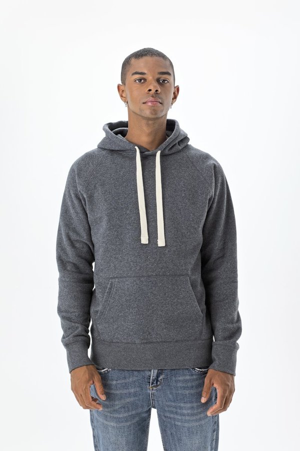 Mantis Bio-Baumwoll Hoodie mit Kängurutaschen