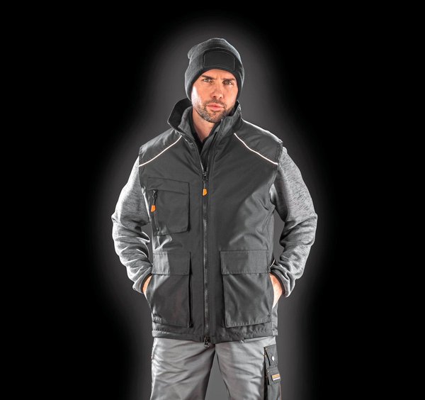 Wasserdichter Bodywarmer mit Reflektoren