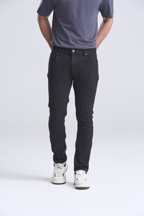 Max Slim Jeans