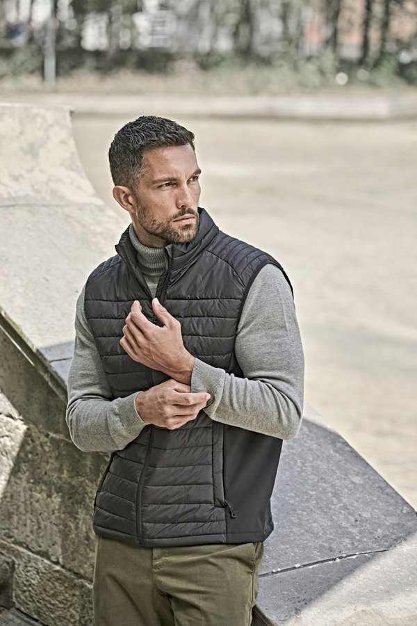 Tee Jays Softshell Weste mit Shaped Fit