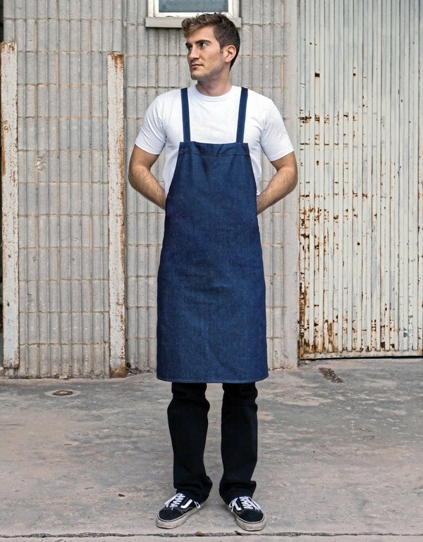 Barbecue apron with cross bands