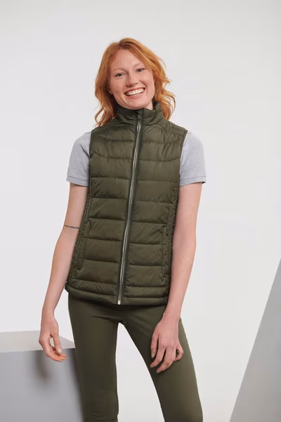 Russell Water-Repellent Quilted Vest with Stand-up Collar