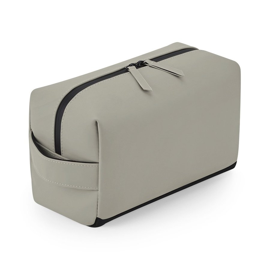 BagBase Matte PU Kulturtasche mit Haltegriff, Black 25 x 12 x 15 cm, BG332