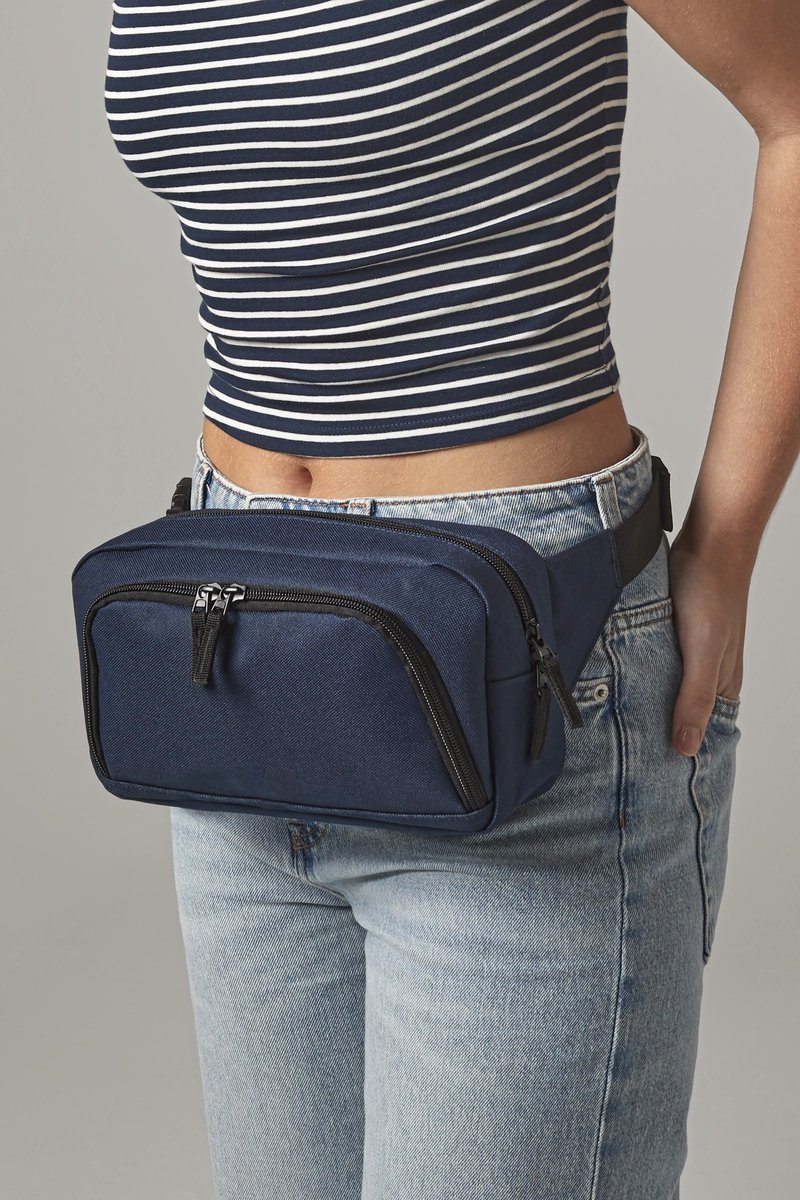 BagBase Hüfttasche mit Kopfhörerausgang und Organizer, Black 24 x 13.5 x 9 cm, BG53