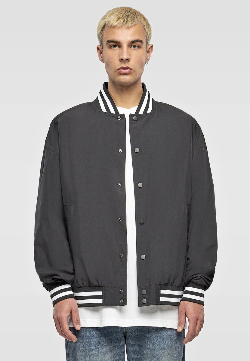 BuildYourBrand Gestreifte Collegejacke mit Druckknopfleiste, Black XS, BY259