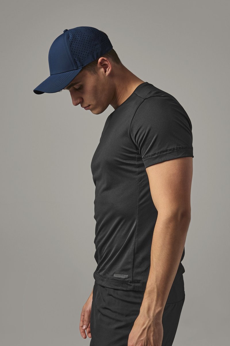 Beechfield Laser Performance Trucker Cap mit Belüftung, Black One Size, CB189R