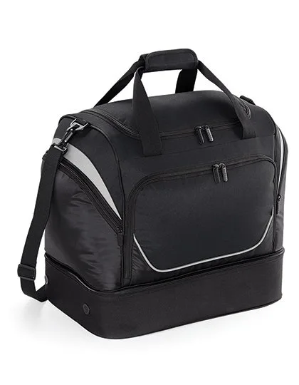 Quadra Sport and Travel Bag with Ventilated Bottom, Black/Light Grey 44 x 39 x 27 cm, QS285