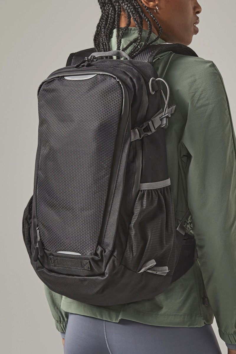 Quadra SLX® 20L Zaino da Giorno con scomparto per laptop, Black 31 x 48 x 20 cm, QX520