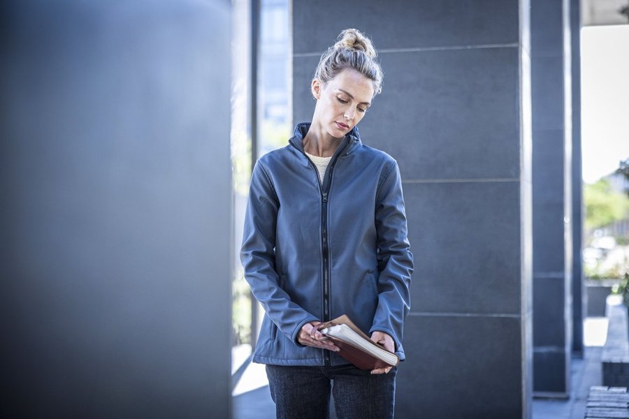 Regatta Professional Softshell-Jacke mit Druckoption für Damen, Navy/French Blue 46 (20), RG629
