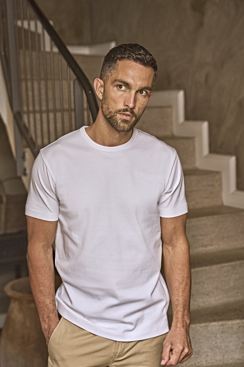 Tee Jays Slim-Cut T-Shirt aus Bio-Baumwolle, Black S, TJ520