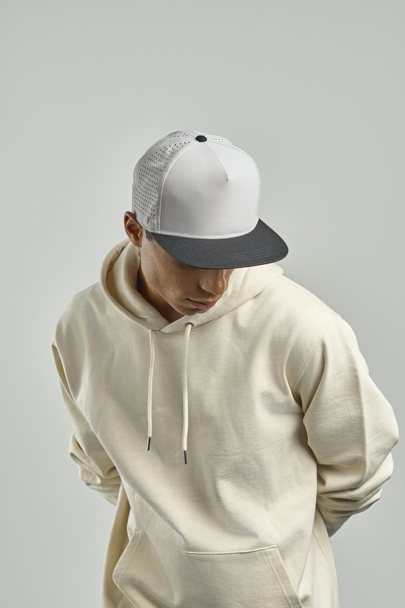 Nachhaltige Bank Five Cap Recycled