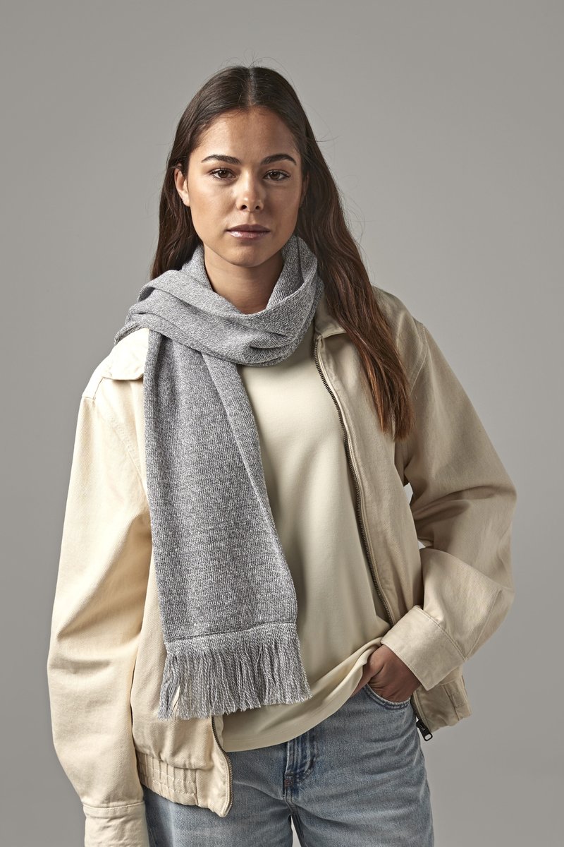 Beechfield Doppellagiger Strickschal mit Fransen