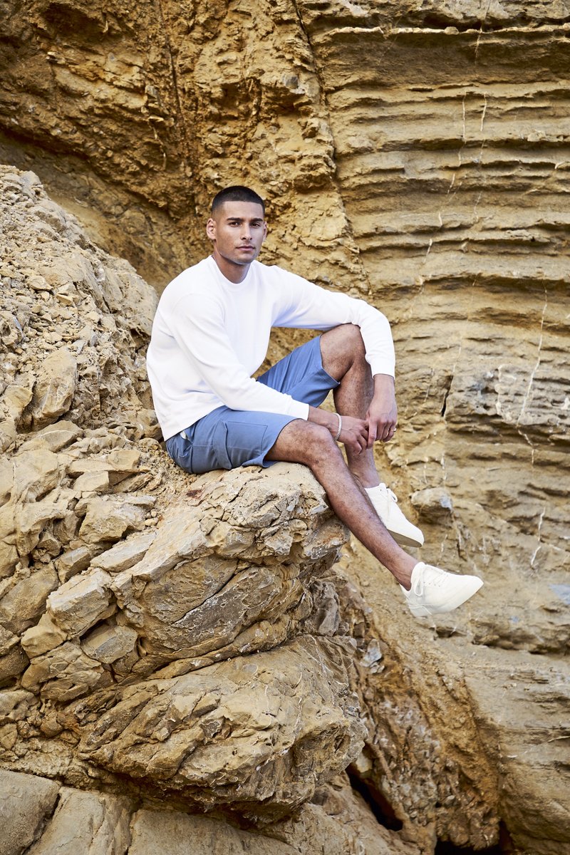 Fruit of the Loom Classic Set-in Sweatshirt Cotton-Polyester Blend, Deep Navy S, F324 – image 2