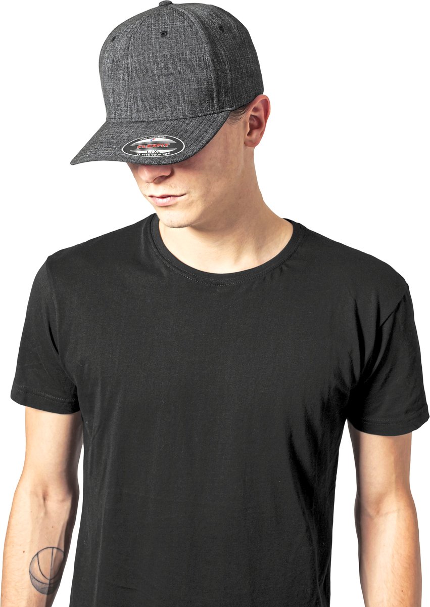 Feinmelange Flexfit Cap mit 6 Panels