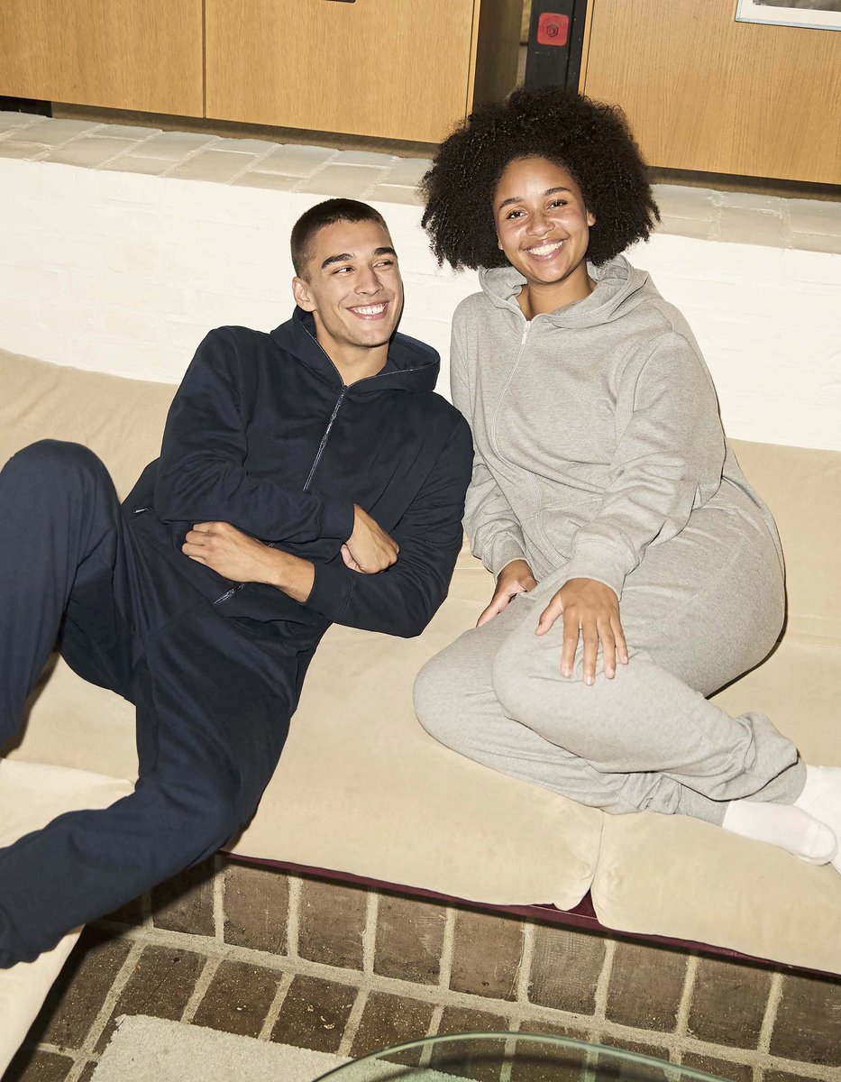 Neutral Bio-Baumwoll Jumpsuit mit Kapuze