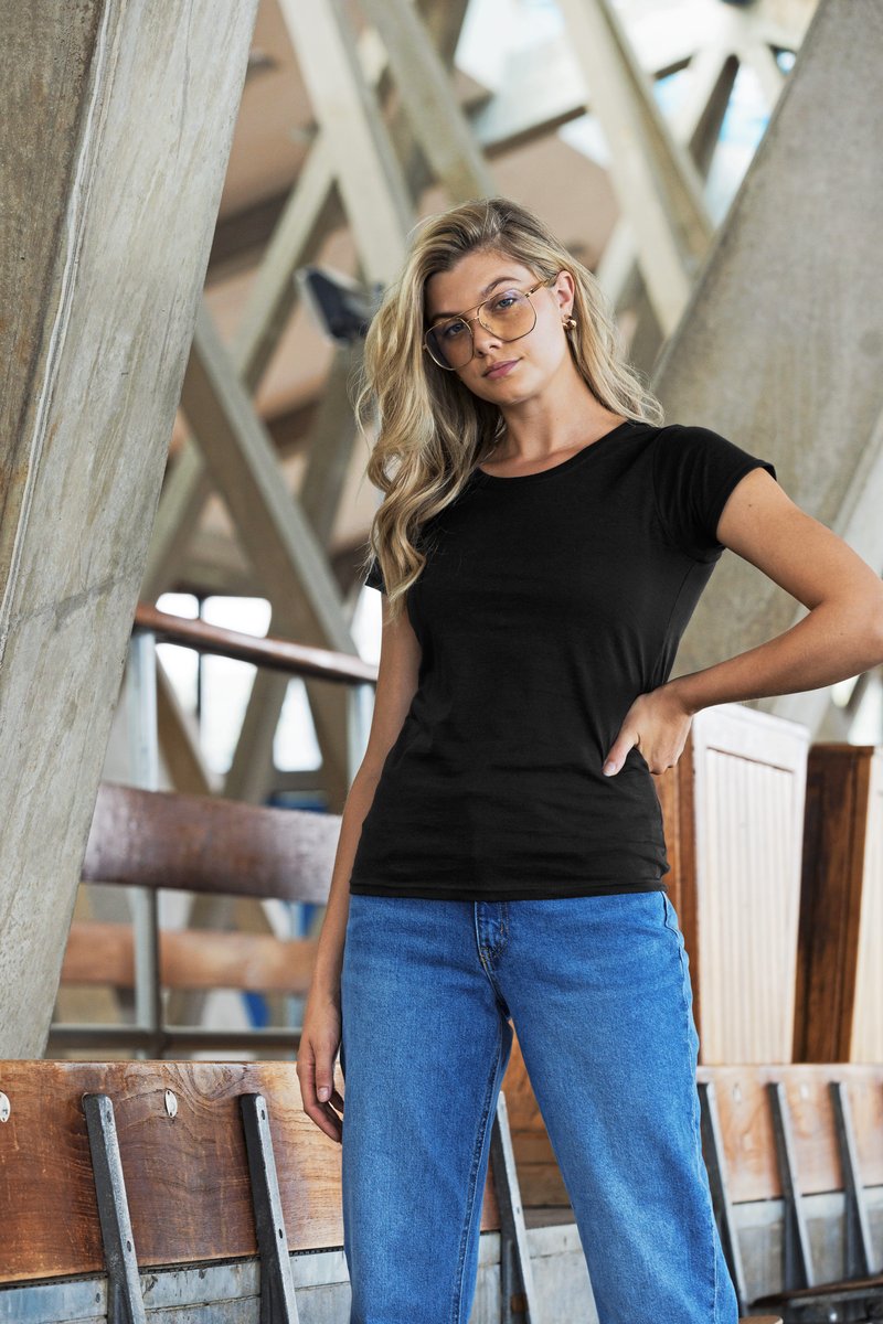 Ladies´ Authentic Classic T